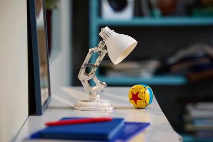 Immagine prodotto LEGO Disney Pixar Luxo Jr. (21357, LEGO Ideas)