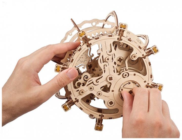 Image du produit Ugears 70155 - Kit modèle d'aquarium en bois