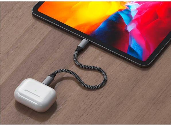 Actual product image Satechi USB-C – Lightning (0.25 m, USB 2.0)