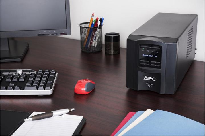 Produktbild APC Smart-UPS 750VA LCD US-Version Tower Smartslot USB with Smartconnect (750 VA, 500 W, Line-Interaktiv USV)