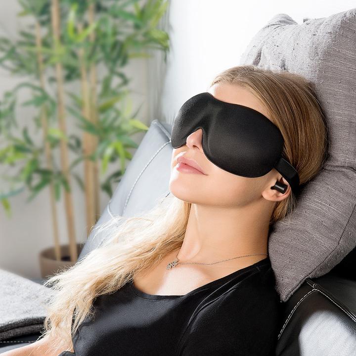Actual product image Pearl Set of 2 3D sleep masks (Sleeping mask)