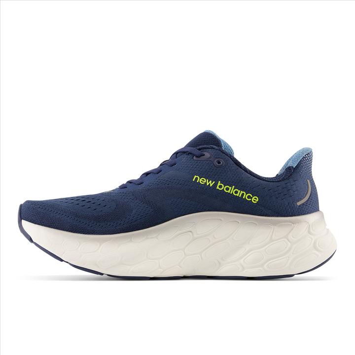 Actual product image New Balance MMORCN4 Fresh Foam X More v4 (44)
