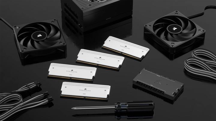 Produktbild Corsair Dominator Titanium RGB (2 x 48GB, 6400 MHz, DDR5-RAM, DIMM)