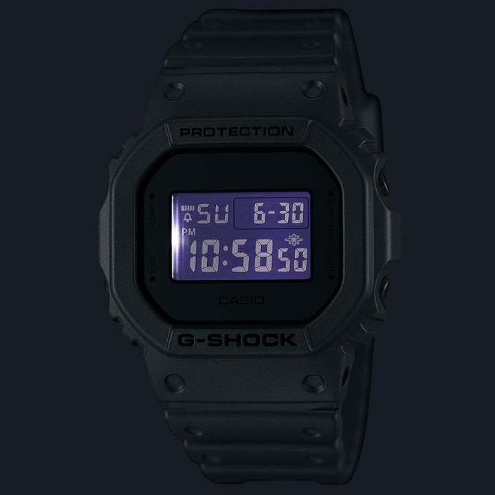 Image du produit G-Shock DW-5600FF-8ER (Chronographe, 43 mm)