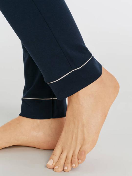Actual product image Hanro Natural Comfort Pyjamas - Long Sleeve (S)