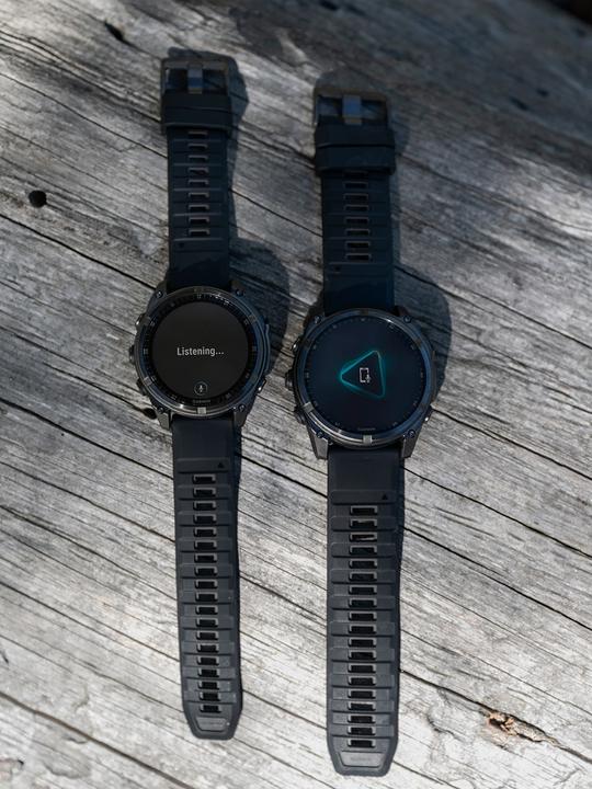Image du produit Garmin Fenix 8 Solar Sapphire Titan (51 mm)