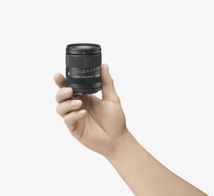 Produktbild Sigma 18-50mm f/2.8 DC DN Sony E (Sony E, APS-C / DX)