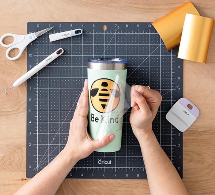 Actual product image Cricut Transfer film Joy Xtra 24.1 x 91.4 cm, 1 roll, transparent