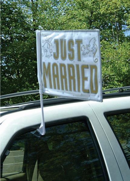 Image du produit Amscan Drapeau de voiture Just Married 35,5 x 45,7 cm