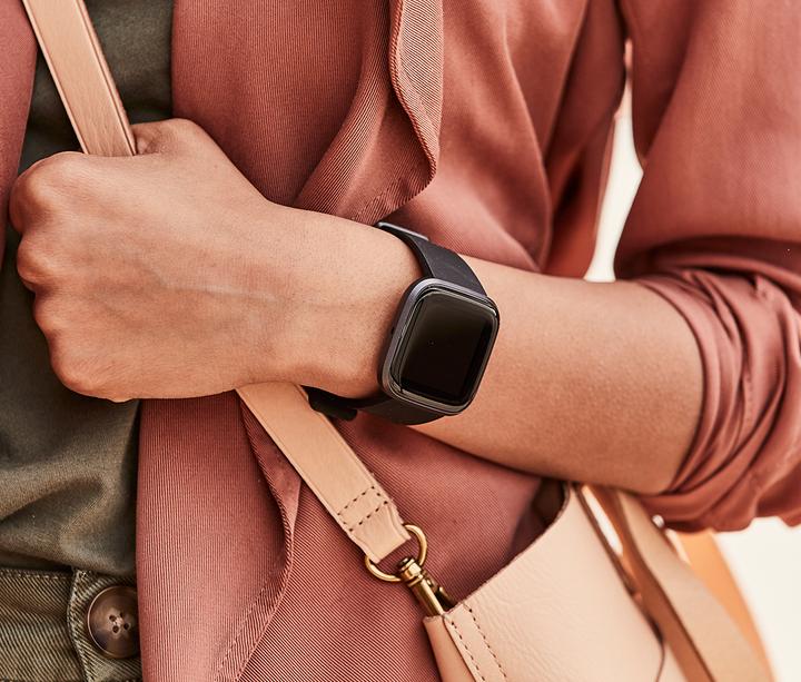 Produktbild Fitbit Versa 2 (40 mm)