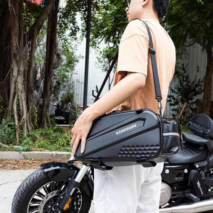 Actual product image Hurtel WYA36Y7S Bike Pannier Bag with Long Strap and Expandable Side Pockets - Black