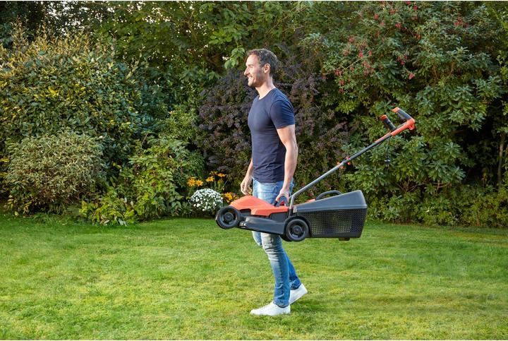 Actual product image Black & Decker BEMW451BH (Electrical connection)