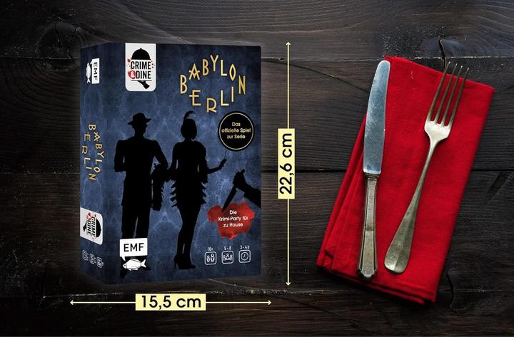 Immagine prodotto Crime & Dine – Das Krimi-Dinner-Set: Babylon Berlin – Das offizielle Spiel zur Serie! (Tedesco, Business Elephant Paperdice Solutions GmbH, 2022)
