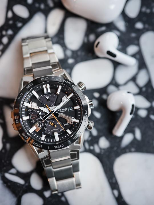 Produktbild Casio Edifice EQB-2000DB-1AER (Analoguhr, Chronograph, 48 mm)