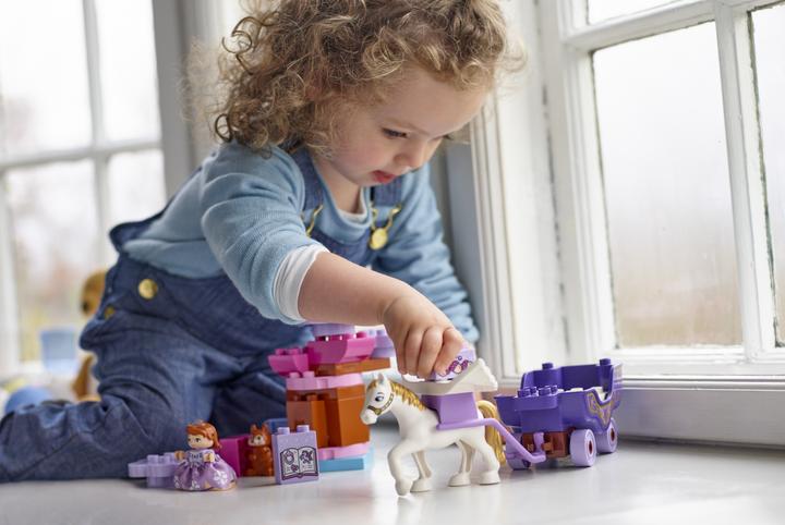 Actual product image LEGO Disney Sofia carriage (10822)