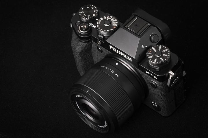 Actual product image Viltrox AF 25mm F/1.7 Fuji X (APS-C / DX)