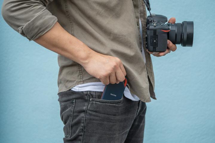 Produktbild SanDisk Extreme PRO mit USB4 (2000 GB)
