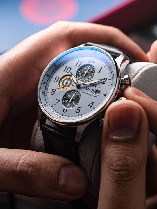 Produktbild AVI-8 AV-4011-0V Hawker Hurricane (Chronograph)