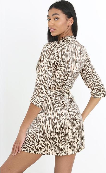 Actual product image Brave Soul Bathrobe with zebra pattern (S)