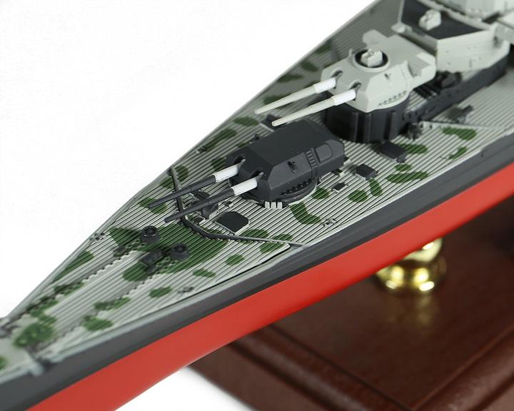 Produktbild Forces of Valor German battleship Tirpitz