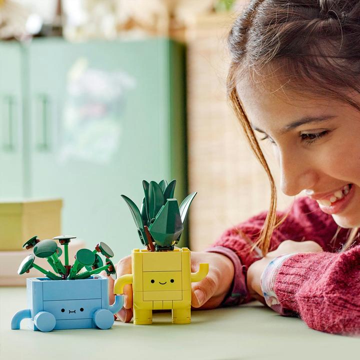 Actual product image LEGO Fröhliche Pflanzen (10349, LEGO Botanical)