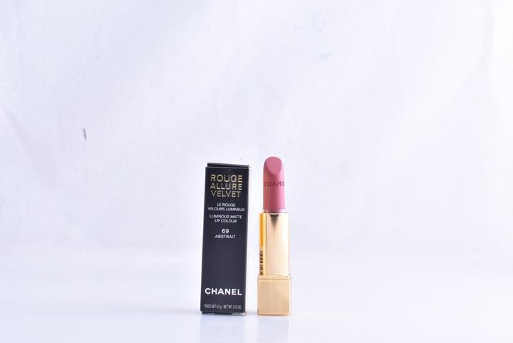 Image du produit Chanel Rouge Allure Velvet (69)