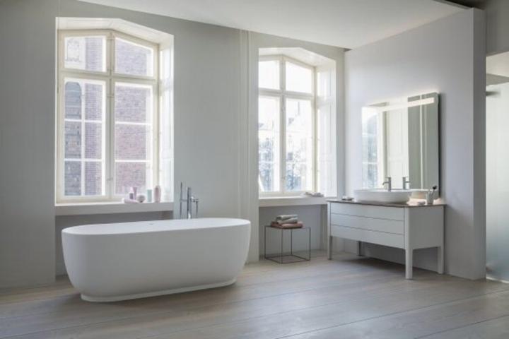Actual product image Duravit Bathtub LUV 1800x850mm free-standing 2 back slopes white (252 l, 180 cm, 85 cm)