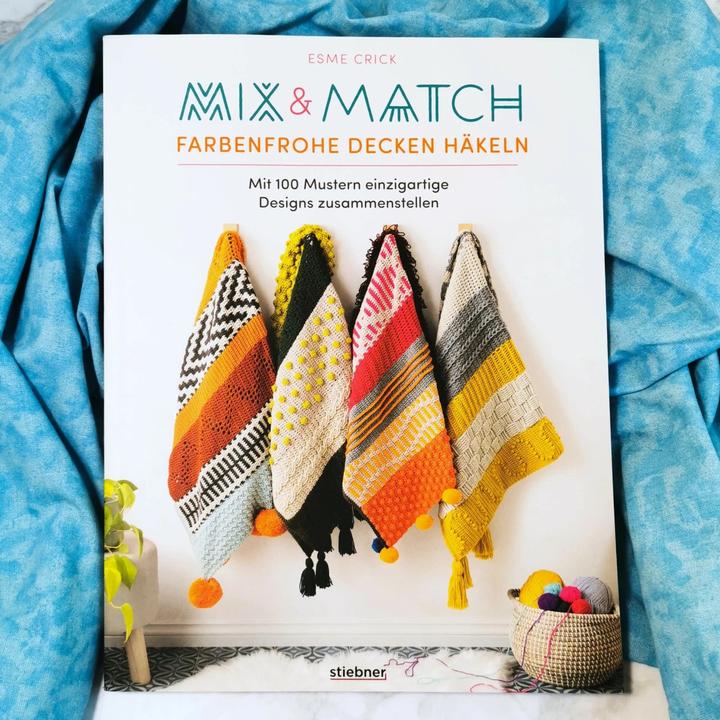 Actual product image Mix & Match Farbenfrohe Decken häkeln (German, Katrin Marburger, Esme Crick, 2024)
