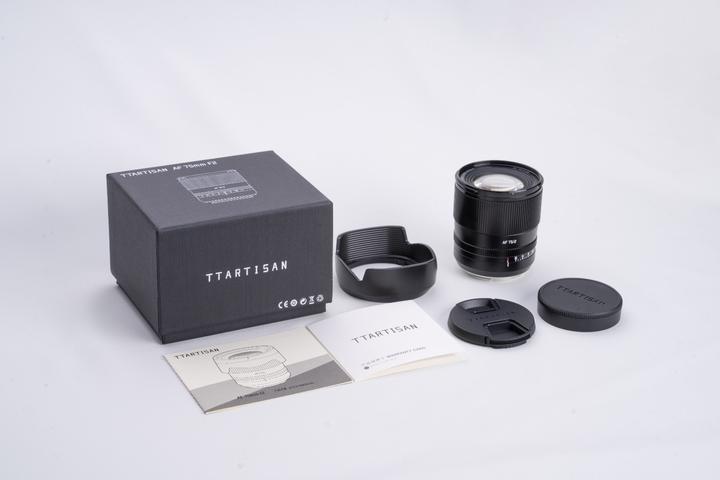 Actual product image TTArtisan 75mm f2.0 autofocus incl. Mini LED Light compatible with Sony E Mount (Sony E, full size)