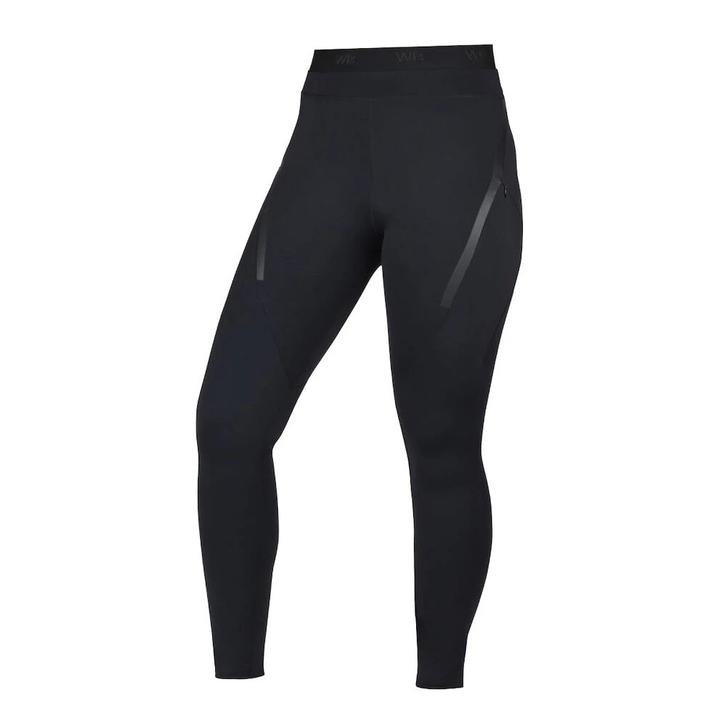 Actual product image Weatherbeeta Toulon Lifestyle (26)
