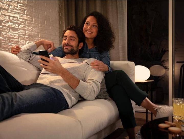 Produktbild Philips Hue White Ambiance (GU10, 4.20 W, 350 lm, 3 x, E)