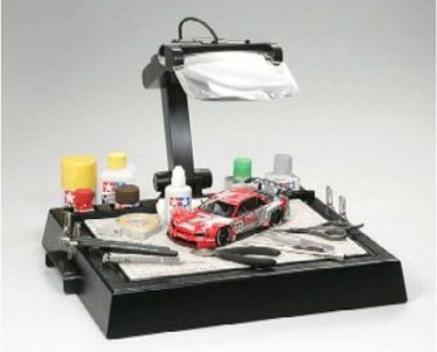 Image du produit Tamiya Station de travail avec lumière et loupe