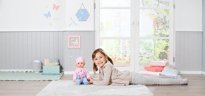 Actual product image Baby Annabell Lilly learns to walk