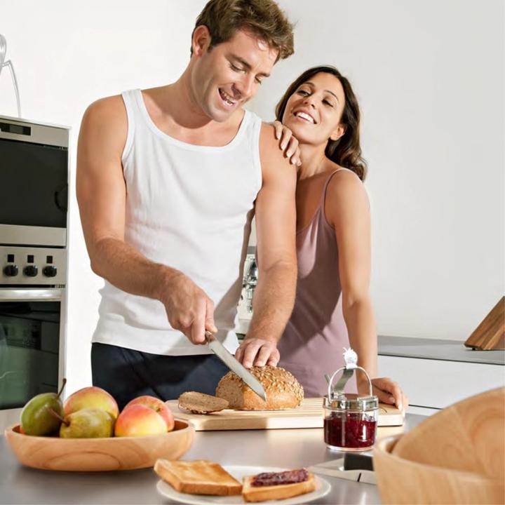 Actual product image Continenta Bread cutting board