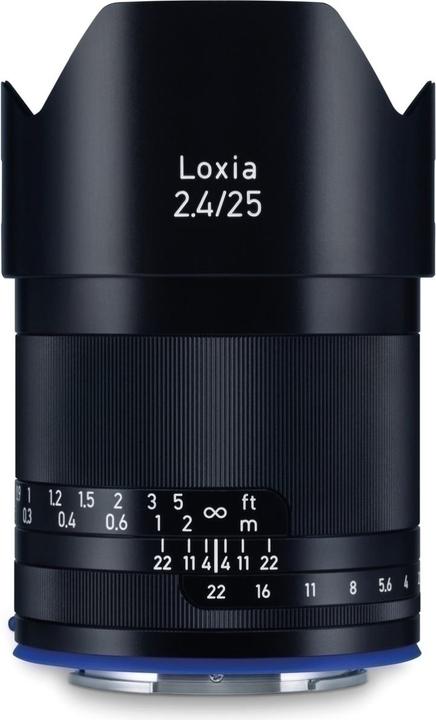 Loxia 25mm f/2.4 (Sony E, Full-frame)