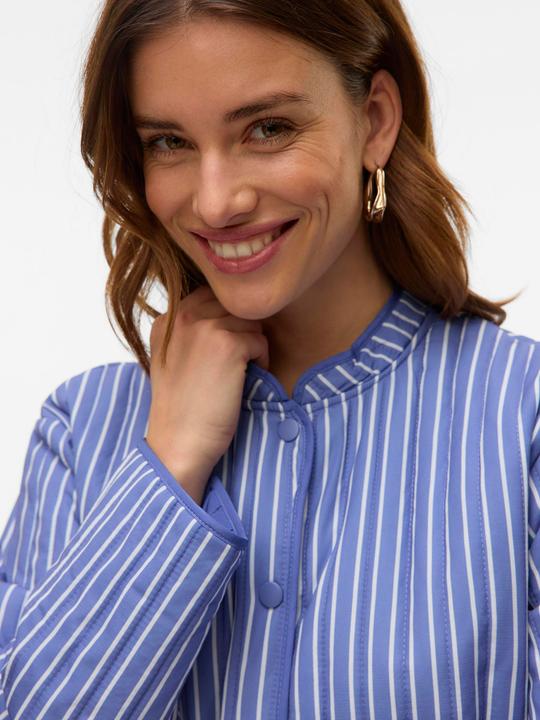 Actual product image Vero Moda VMCLARA Jacke Steppjacke (M)
