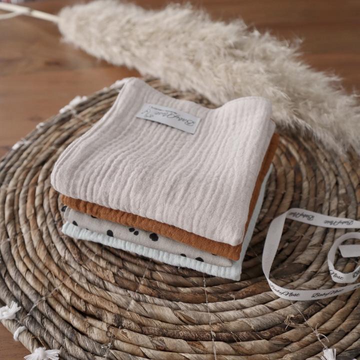 Actual product image Baby-Nest Muslin cloths set of 4 made of premium muslin Caramelo