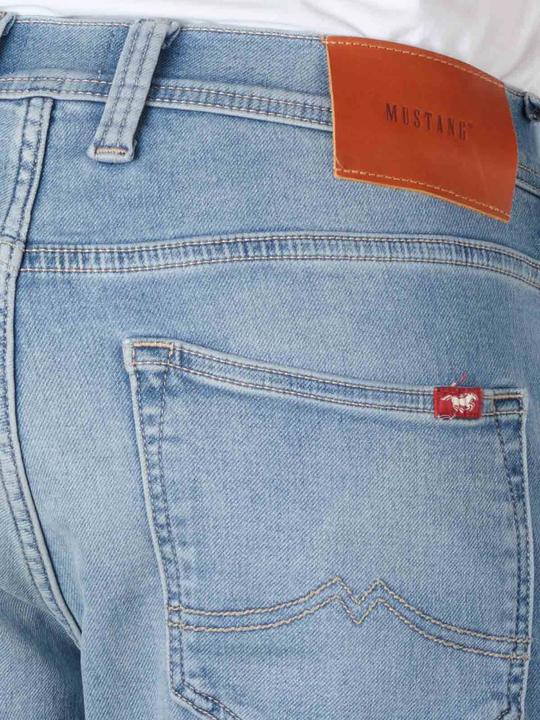 Actual product image Mustang Oregon Tapered Jeans Blue (W48/L32)