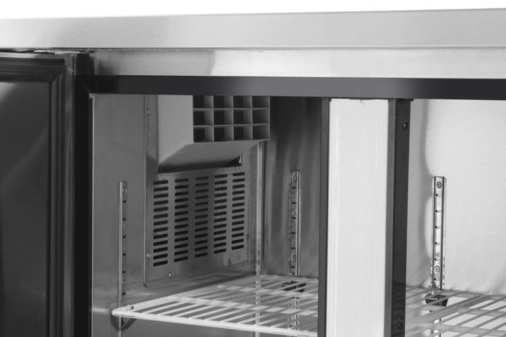 Hendi Kühltisch dreitürig Kitchen Line 390L (390 l)