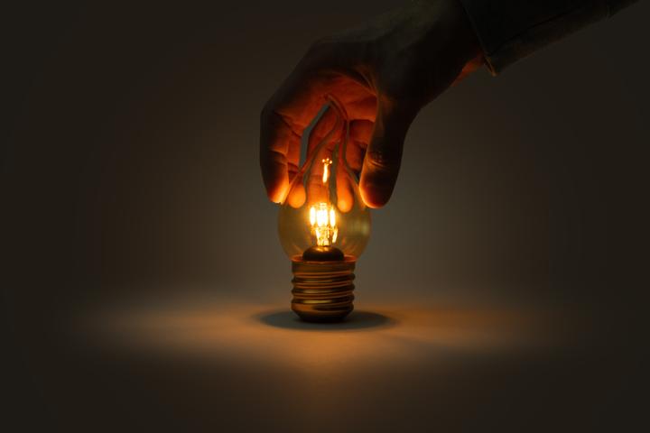 Actual product image Suck UK Cordless Lightbulb - Candle