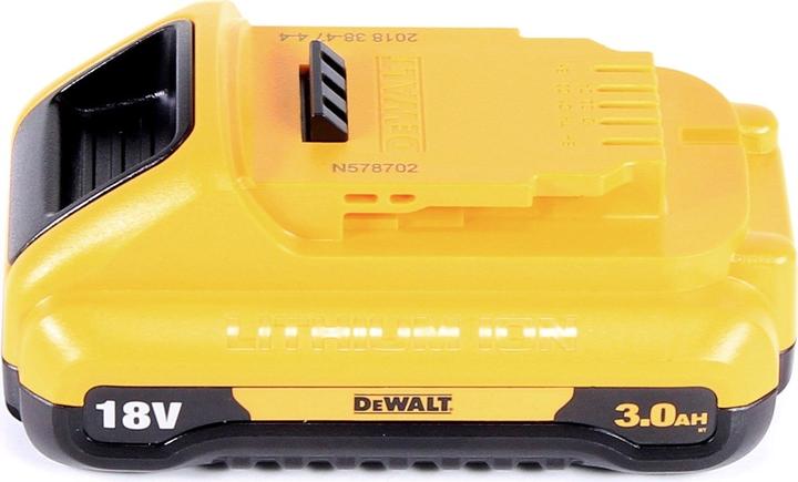 Actual product image DeWalt DEVAL charger DCB115 + 2x2.0Ah DCB115D3 (18 V)