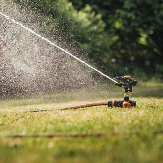 Immagine prodotto Fiskars Irrigatore ad impulsi con spuntone di terra (Impianto sprinkler)