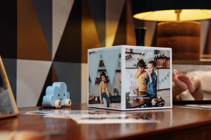 Actual product image Canon Photo Cube Creative Paper 5x5 orange (13 x 13 cm, 40 x)