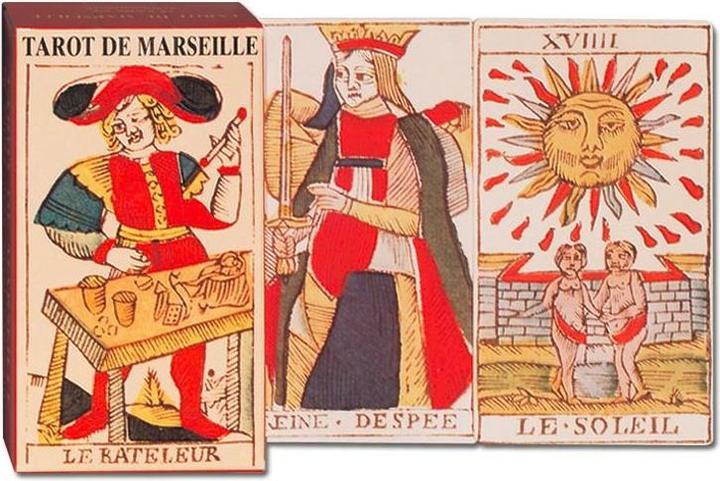 Actual product image Piatnik Tarot de Marseille (German, French, English)