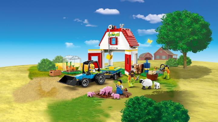Actual product image LEGO Farm with animals (60346, LEGO City)