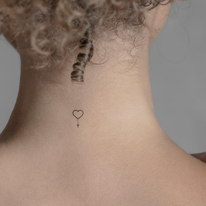 Image du produit minink Tatouage temporaire - Coeur avec une croix