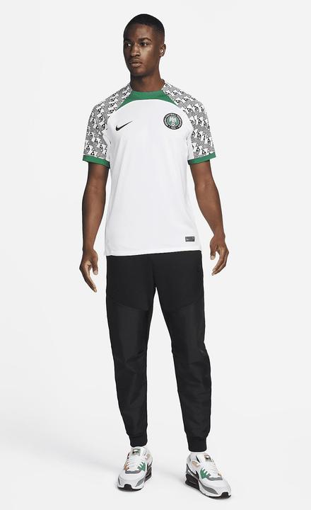 Actual product image Nike DN0695-100 (L)
