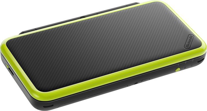 Nintendo 2DS XL + Mario Kart 7