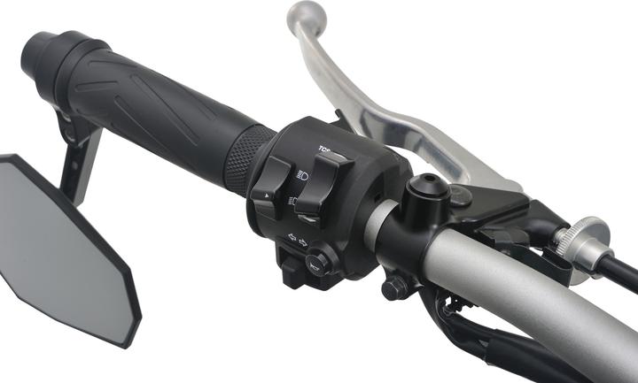 Produktbild Daytona Schraubenkappe CNC-Aluminium schwarz eloxiert F. Spiegel Gewinde M10 X P1.25 Rechtsgewinde