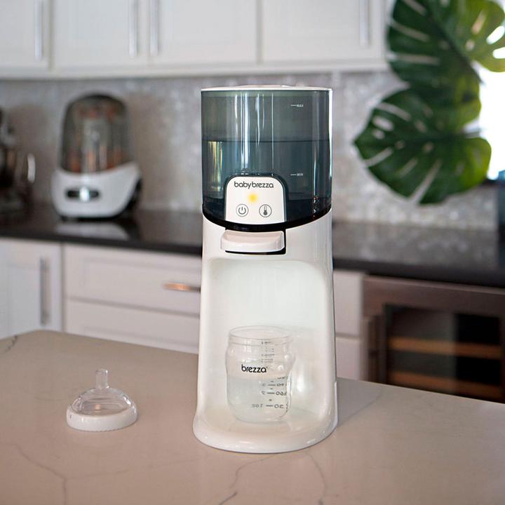 Actual product image Baby Brezza Instant Warmer